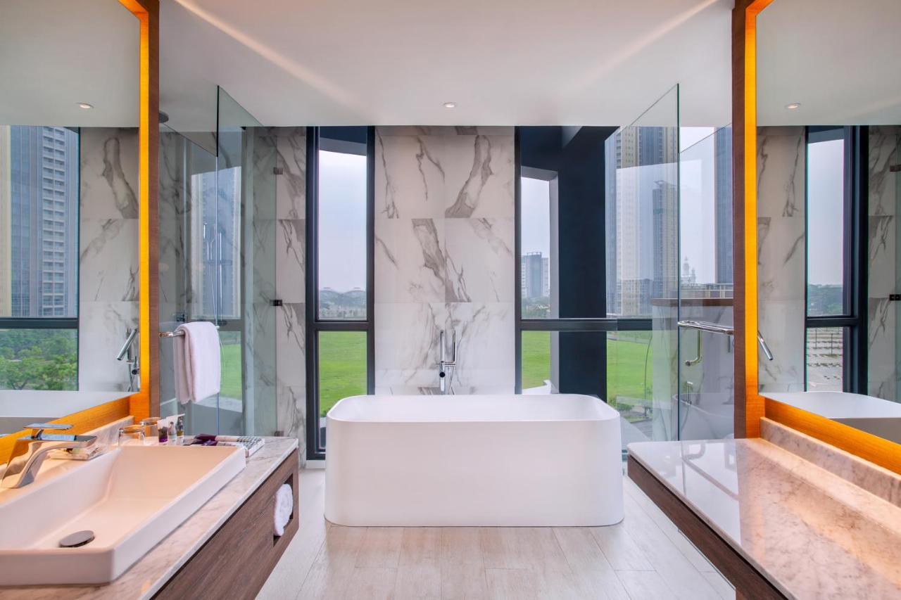 Mercure Tangerang Bsd City Екстериор снимка
