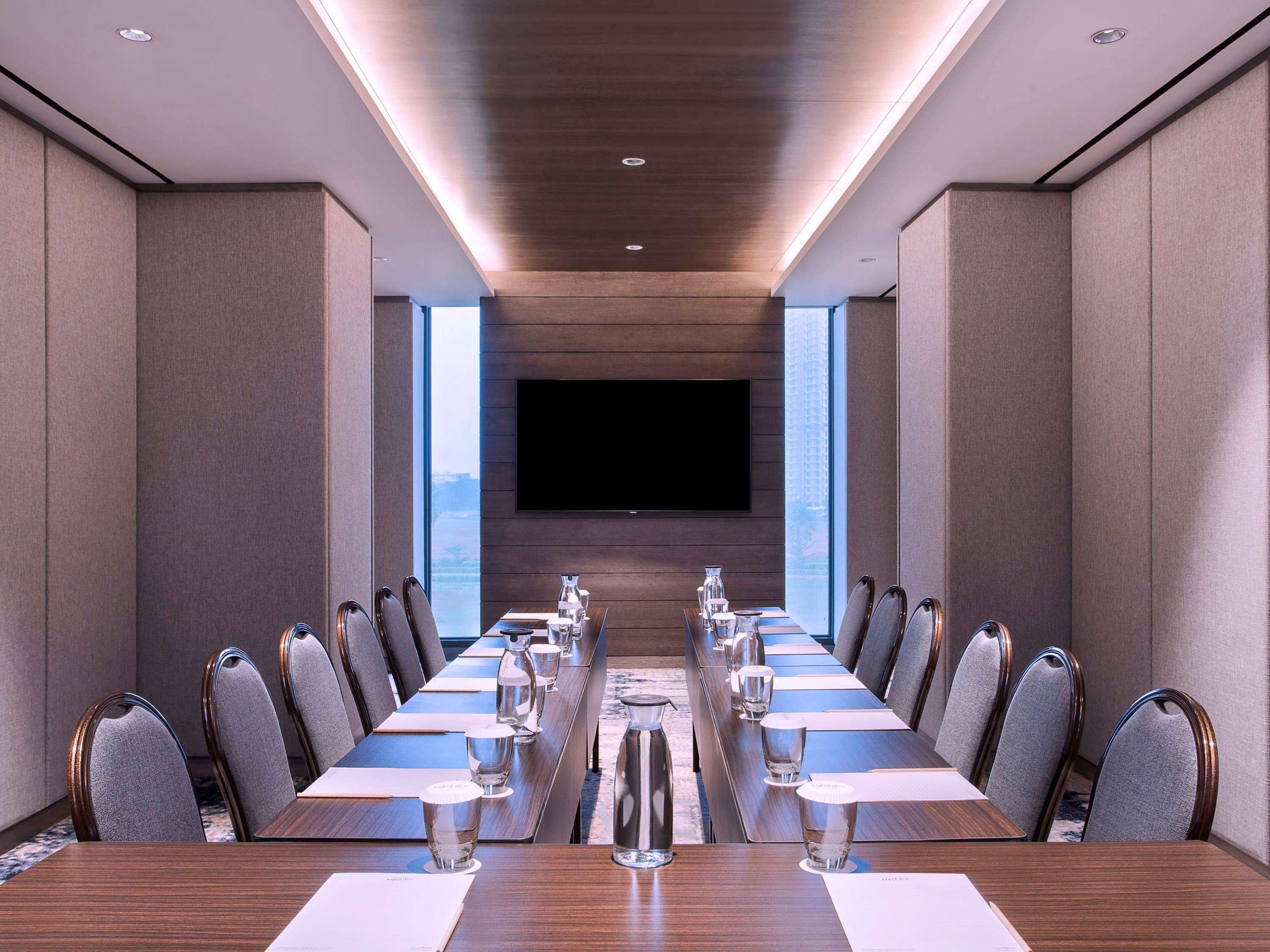 Mercure Tangerang Bsd City Екстериор снимка