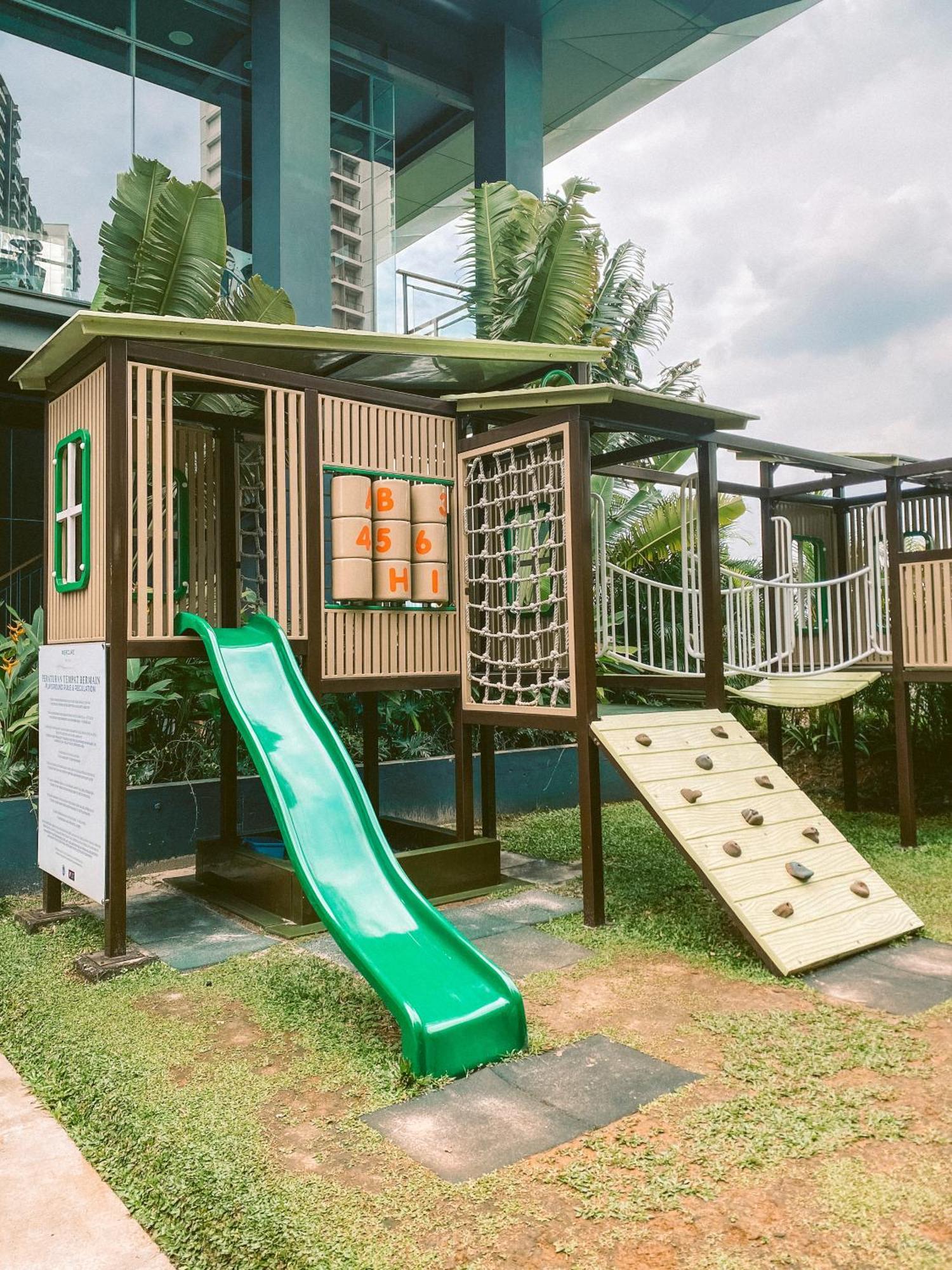 Mercure Tangerang Bsd City Екстериор снимка