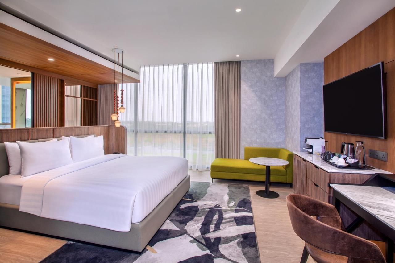 Mercure Tangerang Bsd City Екстериор снимка
